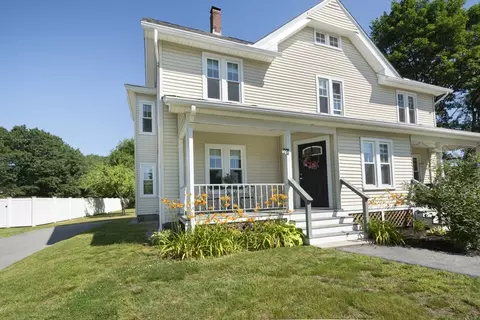 29 Maple St #2, Uxbridge, MA 01569