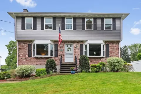 92 Gregory St, Waltham, MA 02451