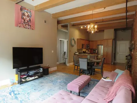 61 Market St #2B, Lowell, MA 01852