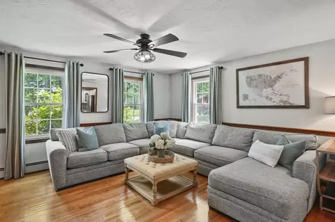 9 Perry Rd, Lancaster, MA 01523 photo 3