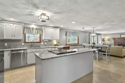 9 Perry Rd, Lancaster, MA 01523 photo 7