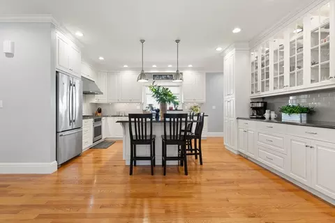 20 Eaton St, Reading, MA 01867 photo 7
