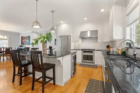20 Eaton St, Reading, MA 01867 photo 9
