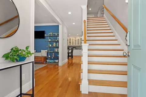 20 Eaton St, Reading, MA 01867 photo 5