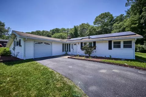 9 Sheffield Rd, Framingham, MA 01701