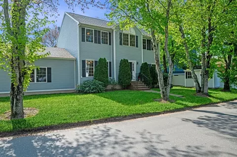 26 Harvest Rd, Reading, MA 01867