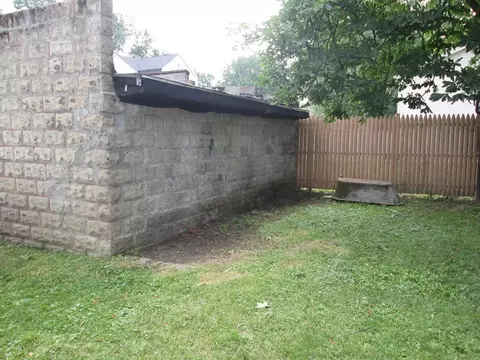 Exterior - 430 Plainfield St, Springfield, MA 01107 photo 6 of 8