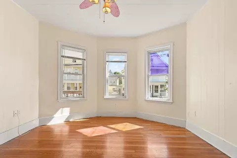 12 Porter St, Everett, MA 02149 photo 5