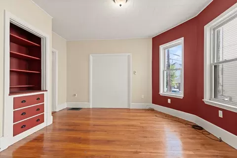 12 Porter St, Everett, MA 02149 photo 6