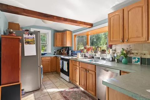 11 Hickory St, Gloucester, MA 01930 photo 12
