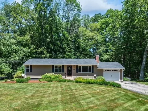896 Salisbury St, Holden, MA 01520
