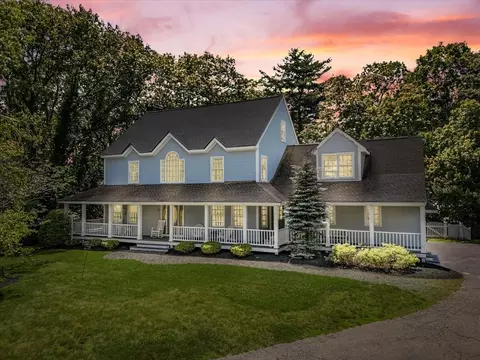 12 Coombs Cir, Newburyport, MA 01950
