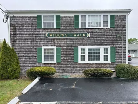 91 Depot St #10, Dennis, MA 02639