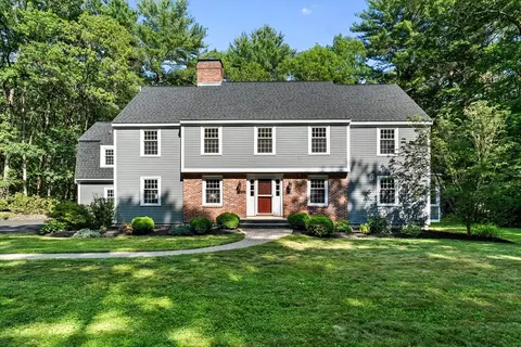 111 Herrick Rd, Boxford, MA 01921