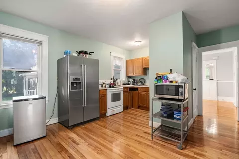Kitchen - 5 Bay State Rd, Worcester, MA 01606 photo 1 of 2