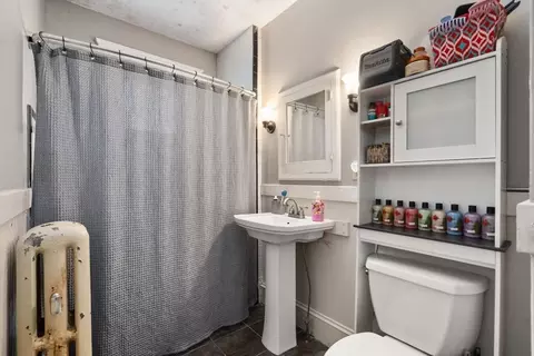 Bath - 5 Bay State Rd, Worcester, MA 01606 photo 2 of 2