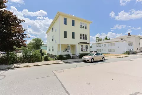 64 Chilmark St, Worcester, MA 01604 photo 25