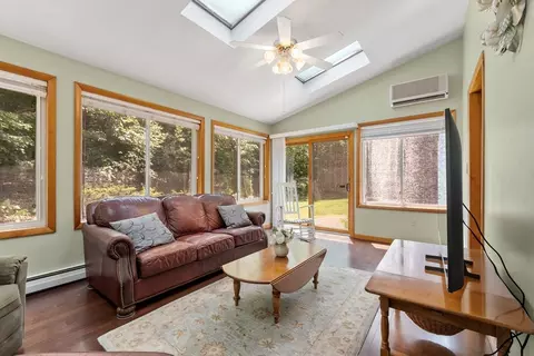 95 Willis Rd, Gardner, MA 01440 photo 16