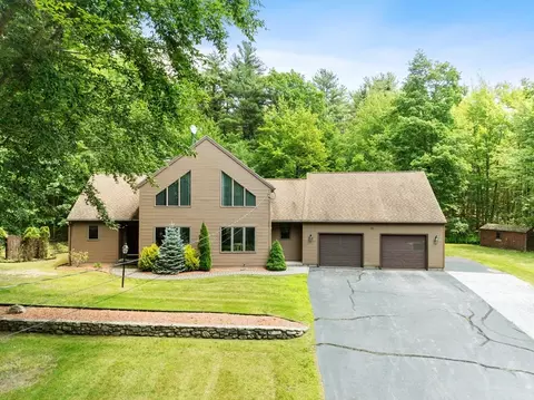95 Willis Rd, Gardner, MA 01440 photo 2