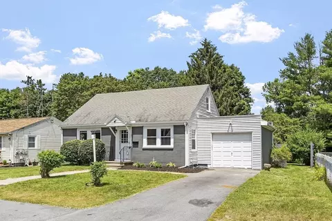 47 Hillside Ave, Webster, MA 01570 photo 3