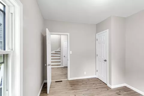 Entry Way - 3 Aspen Ct, Ware, MA 01082 photo 1 of 10