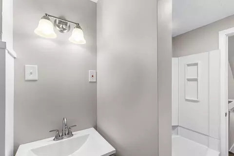 Bath - 3 Aspen Ct, Ware, MA 01082 photo 2 of 3