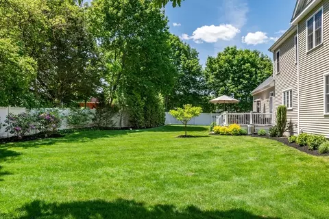 Exterior - 6 Hickory Rd, Natick, MA 01760 photo 7 of 8