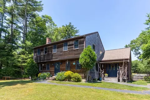 33 Boot Pond Rd, Plymouth, MA 02360