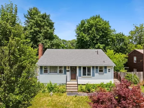 22 Bates St, Brockton, MA 02302