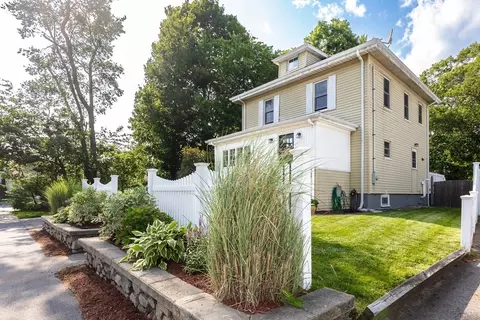 95 Walpole St, Canton, MA 02021