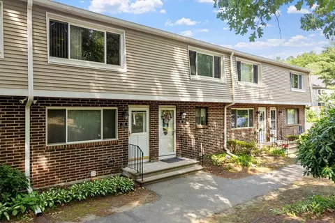 46 Farrwood #46, Haverhill, MA 01835