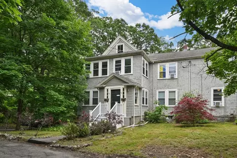 48 Fleming St #48, Dedham, MA 02026