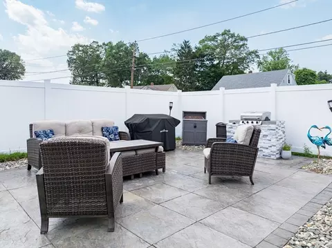 214 Spear Rd, Springfield, MA 01119 photo 32