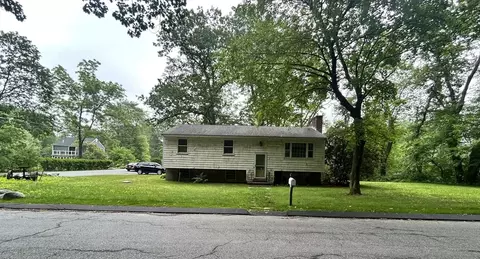 58 Summer Hill Rd, Maynard, MA 01754