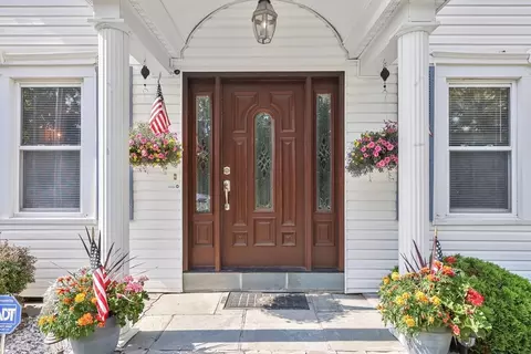 610 Alden St, Springfield, MA 01109