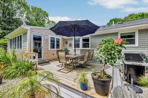 30 Guildford Rd, Barnstable, MA 02632 photo 9