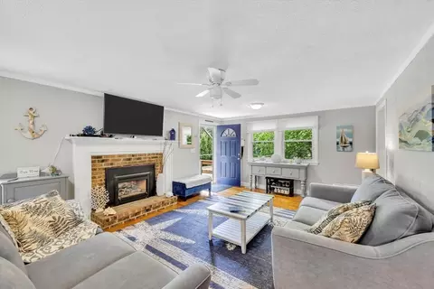 30 Guildford Rd, Barnstable, MA 02632 photo 12