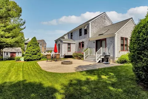 68 Whippoorwill Cir, Mashpee, MA 02649 photo 3