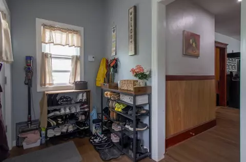 116 Muzzy St, Chicopee, MA 01020 photo 17