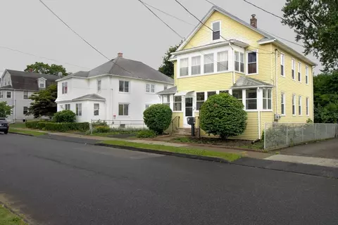 116 Muzzy St, Chicopee, MA 01020 photo 3