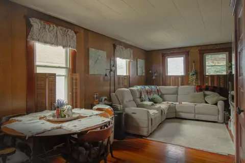 116 Muzzy St, Chicopee, MA 01020 photo 15