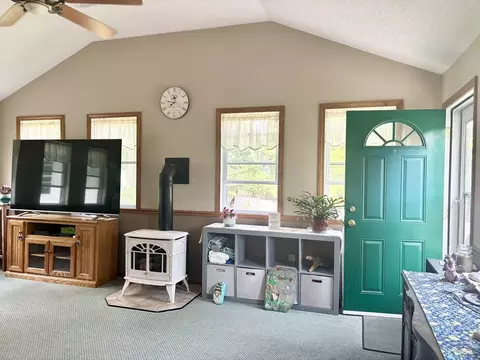 337 Mendall Rd, Acushnet, MA 02743 photo 8