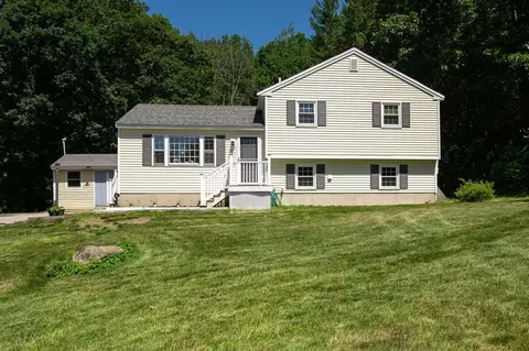 18 Severance Dr, Londonderry, NH 03053
