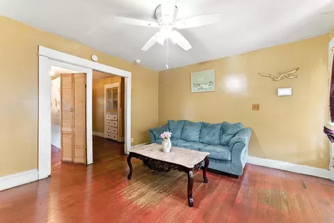 Living - 18-20 Eldridge St, Springfield, MA 01108 photo 2 of 3