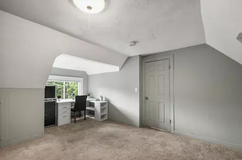 38 Circuit Ave E, Worcester, MA 01603 photo 23