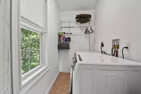 38 Circuit Ave E, Worcester, MA 01603 photo 29
