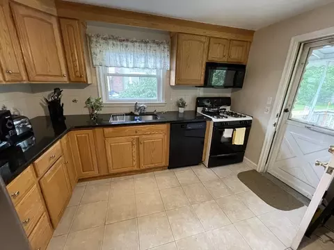 45 Leonard St, Dedham, MA 02026 photo 7