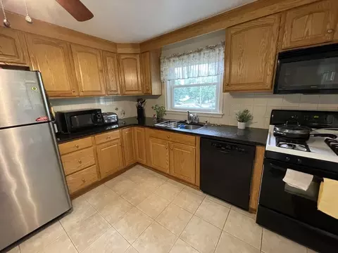 45 Leonard St, Dedham, MA 02026 photo 5