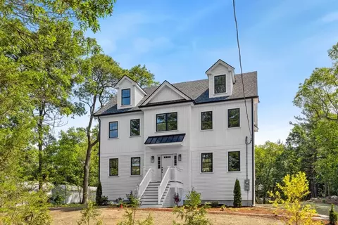 108 South St, Reading, MA 01867