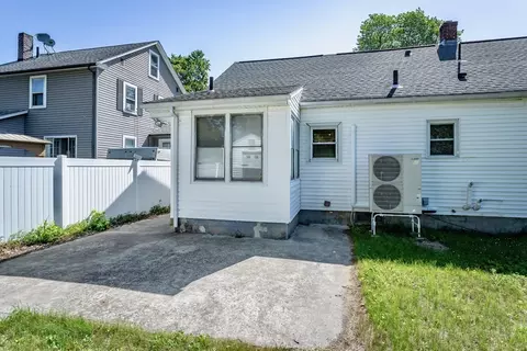 254 Redlands St, Springfield, MA 01104 photo 41